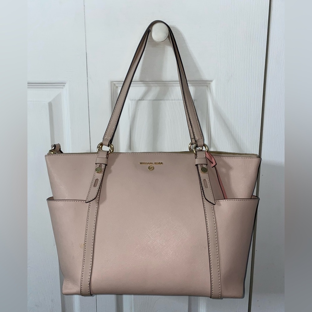 Michael Kors purse light pink